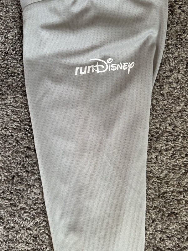 runDisney Wine & Dine Half Marathon Remy Long Sleeve Gray Men's Small (115) gallery