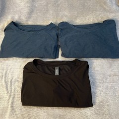 Vuori Strato Tech Tee black and blue lot of 3 Mens Size L