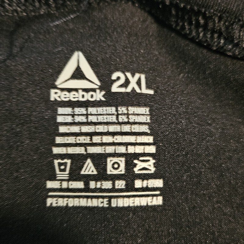 Reebok Men''s Black Long Sleeve Compression Shirt Size 2XL Poly Blend Spandex gallery