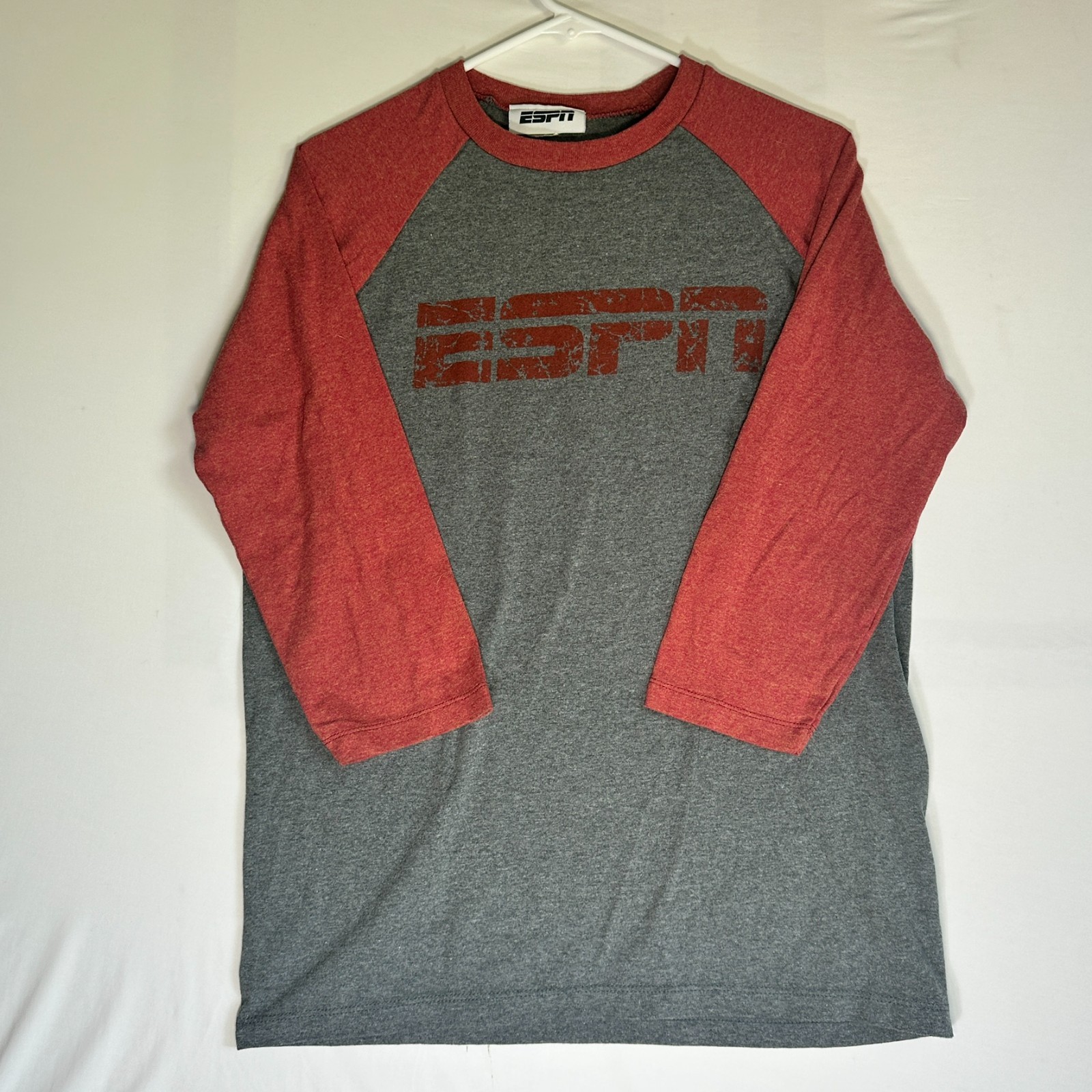 ESPN Raglan Shirt Gray Red 3/4 Sleeve Graphic Tee Casual Men’s Medium gallery