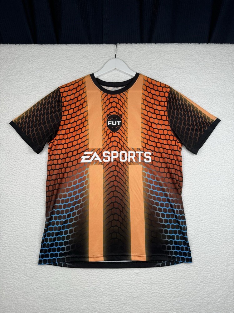 EA Sports FIFA 22 Team Fut Jersey Shirt #22 Chi_Kacee - Men's Medium