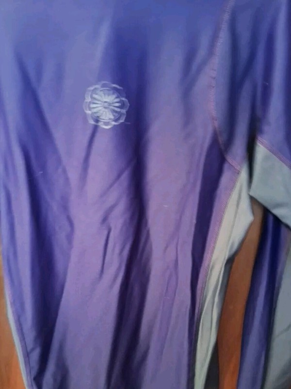 Patagonia Lotus Design Shirt Mens Med Purple Gray Kayaking Paddle Board USA gallery