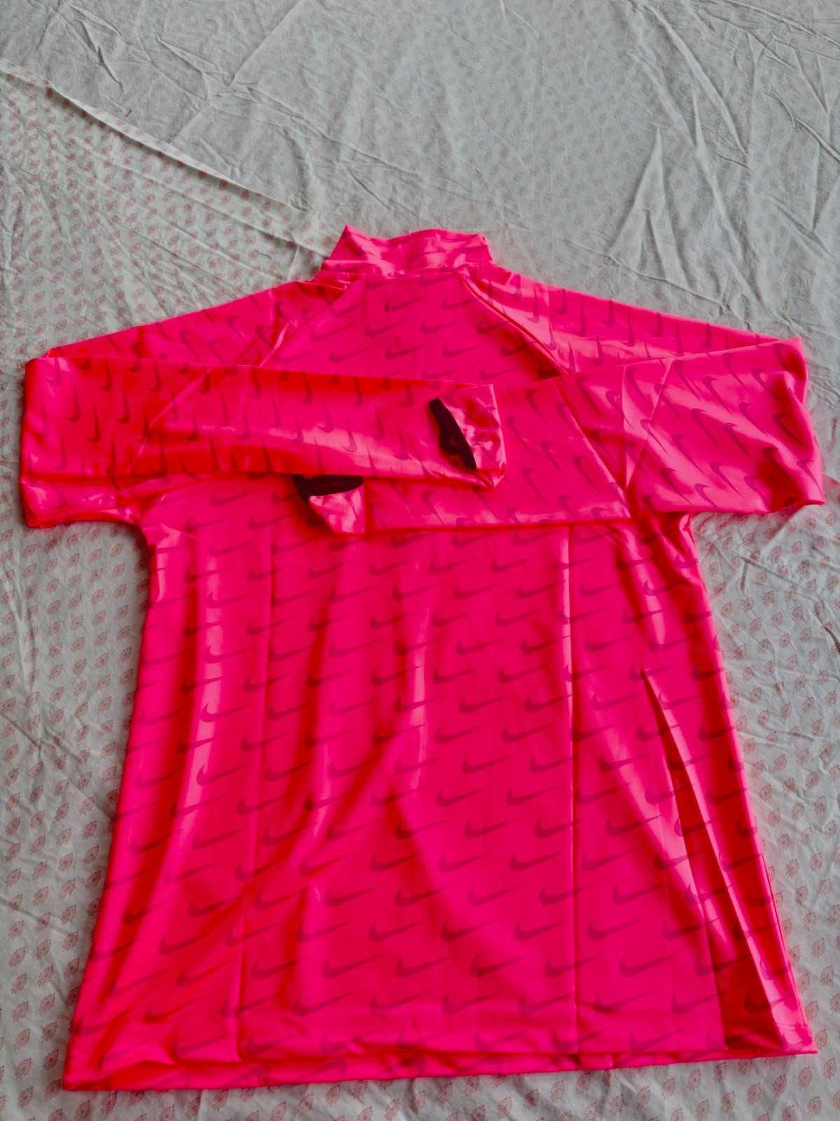 Nike Fast Dri-Fit Quarter Zip Top..Sz Large.Color pink. gallery