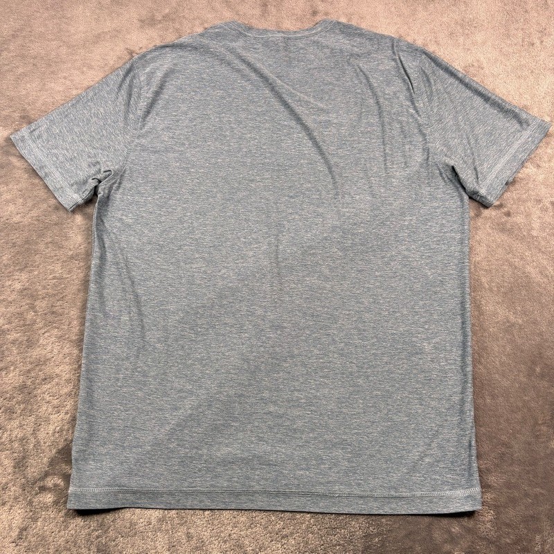 Vuori Strato Tech Shirt Mens L Blue Heather Performance Crewneck V126 Athleisure gallery