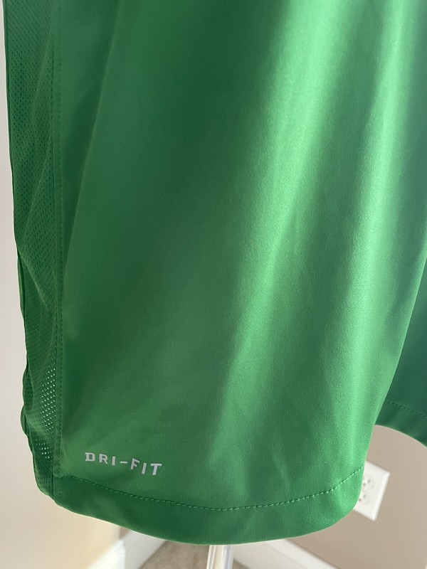 CELTIC 2010 2011 SOCCER TRAINING FOOTBALL SHIRT JERSEY NIKE Size M gallery