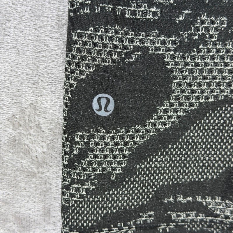 Lululemon Metal Vent Tech Miami Tiger Stripe Camo T-Shirt Mens XXL Green Black gallery