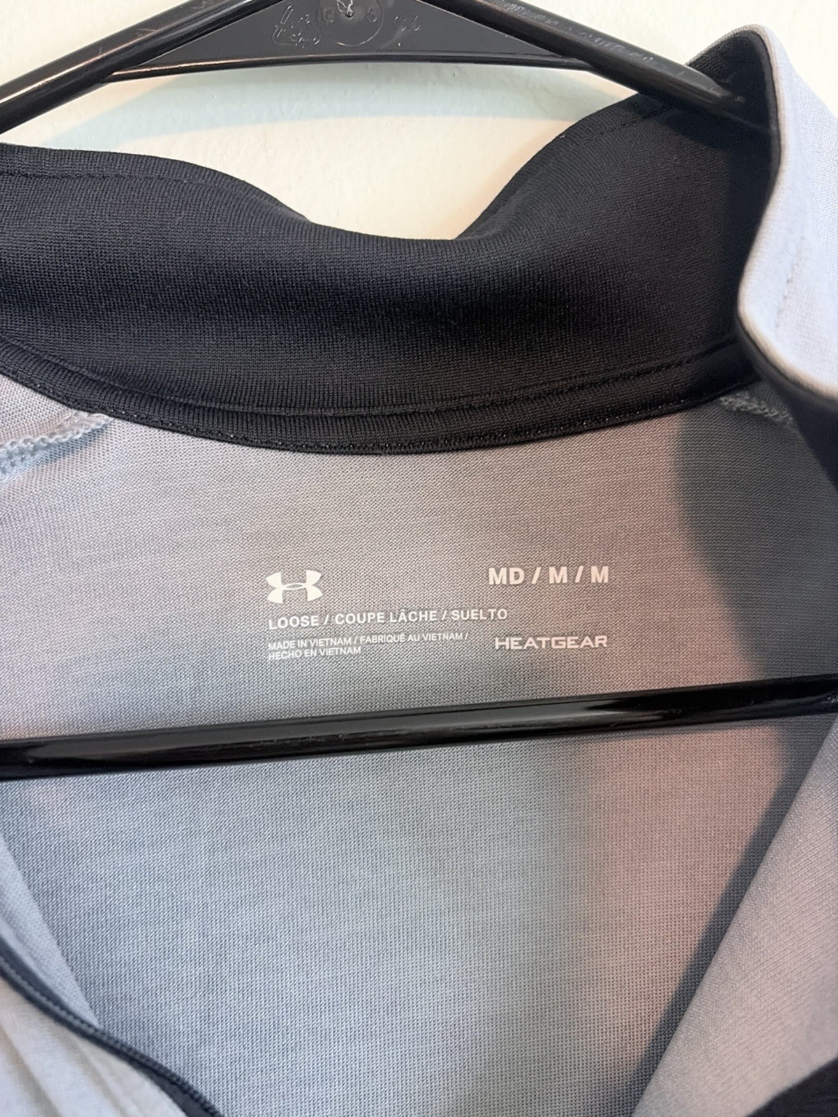 Under Armour HeatGear Men's M Gray Solid 1/4 Zip Mock Neck Loose Pullover gallery