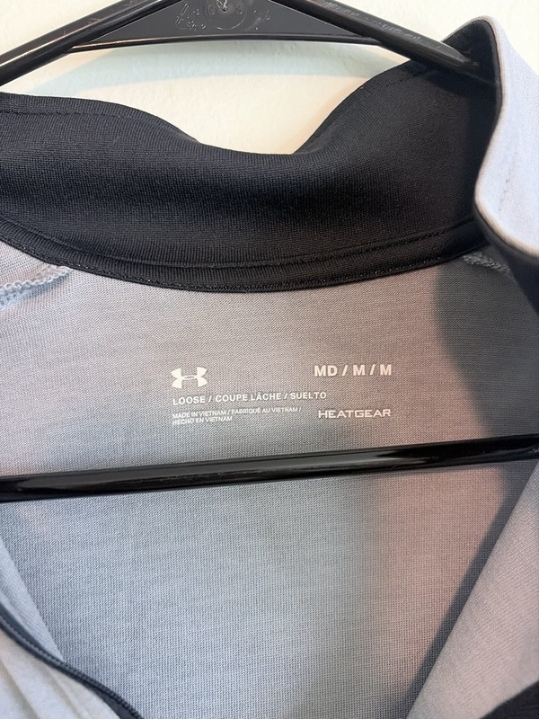 Under Armour HeatGear Men's M Gray Solid 1/4 Zip Mock Neck Loose Pullover gallery