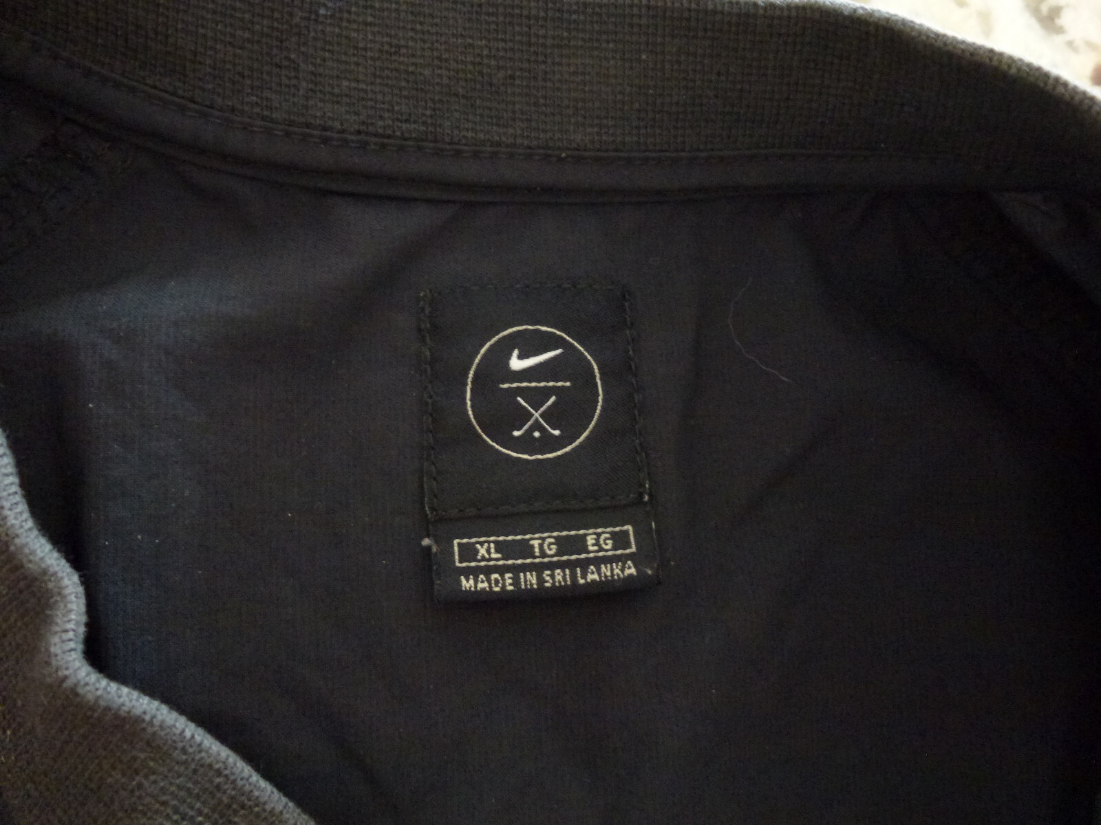 NIKE Men's 2 Snap Black Pullover Windbreaker XL 100% Nylon Body Sri Lanka gallery