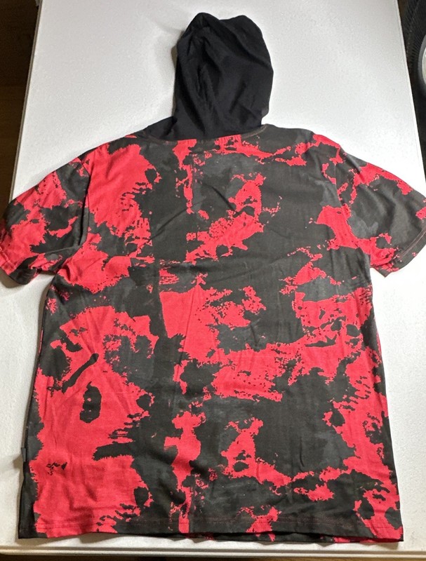 Men’s Hooded Pullover T-Shirt L Red/Black Camo Skull Graphic Short Sleeve gallery