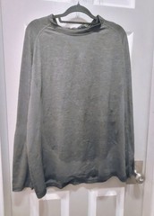 Red Bull Energy Dark Gray Mens Long Sleeve Performance Activewear Shirt Size 2XL