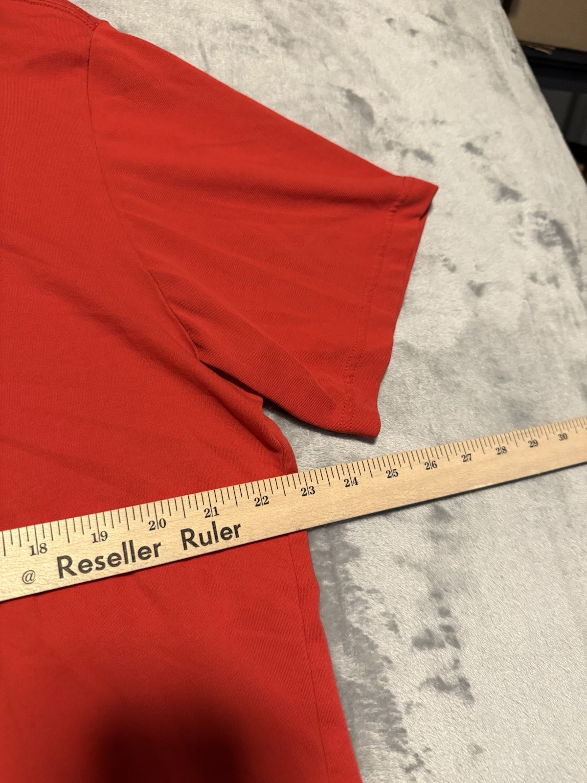 Men’s Nike Basketball Dri-Fit Shirt Size XL Red Short Sleeve Tee gallery