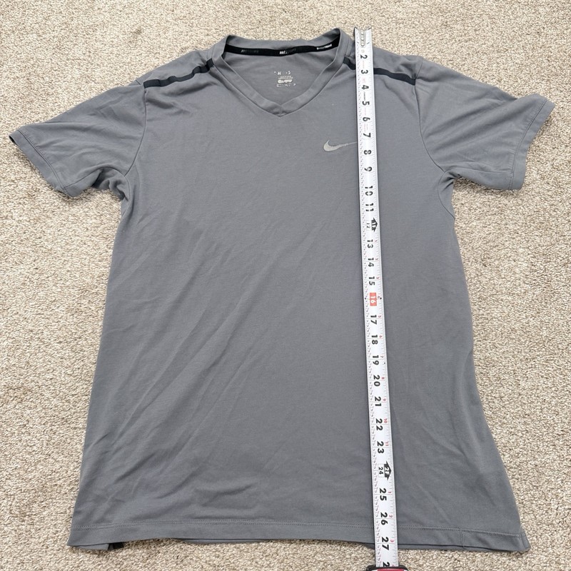 Nike Dri Fit Men's Medium Running Tshirt Short Sleeve Gray gallery