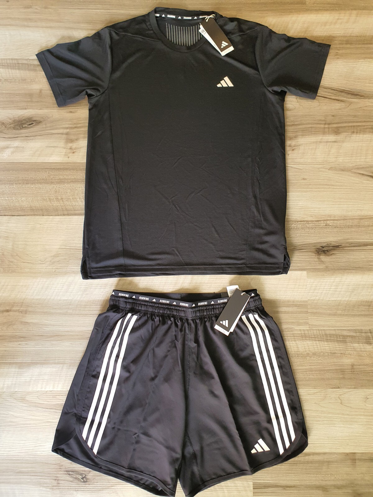 ADIDAS Running/Training Set Top & Bottom Both Size L gallery