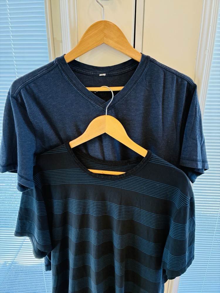 LULULEMON- Two- 5 Year Basic V-Neck Tees Soft Vitasea. Striped & Blue XL EUC