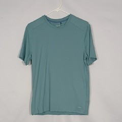 NWT Motion Mineral Blue Cloud Plus Shirt Sleeve Mens Tee Size Small Athleisure