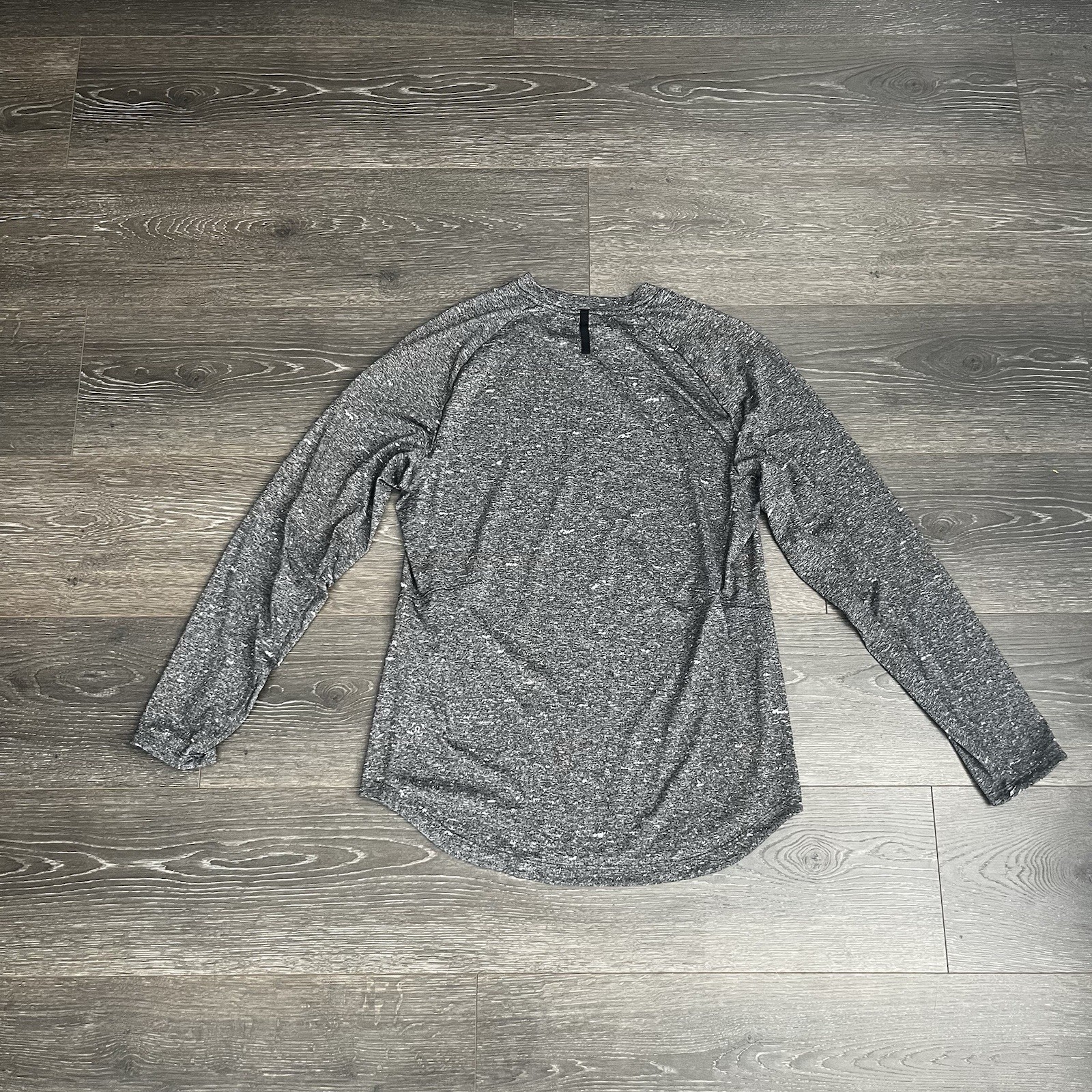 Lululemon Fresh Form Long Sleeve Workout Training Shirt Small Marled Gray Vented gallery