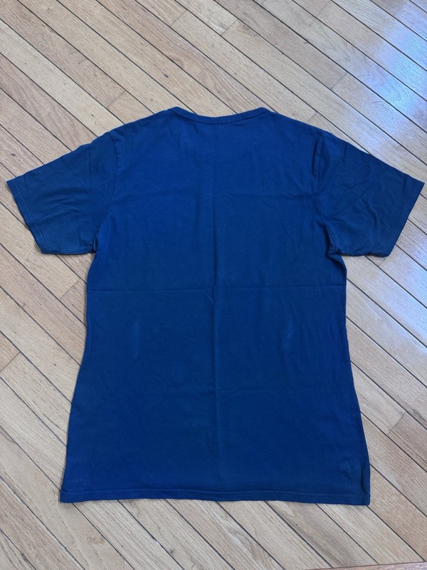 Gymshark OG Legacy T-shirt worn by David Laid Size Medium gallery