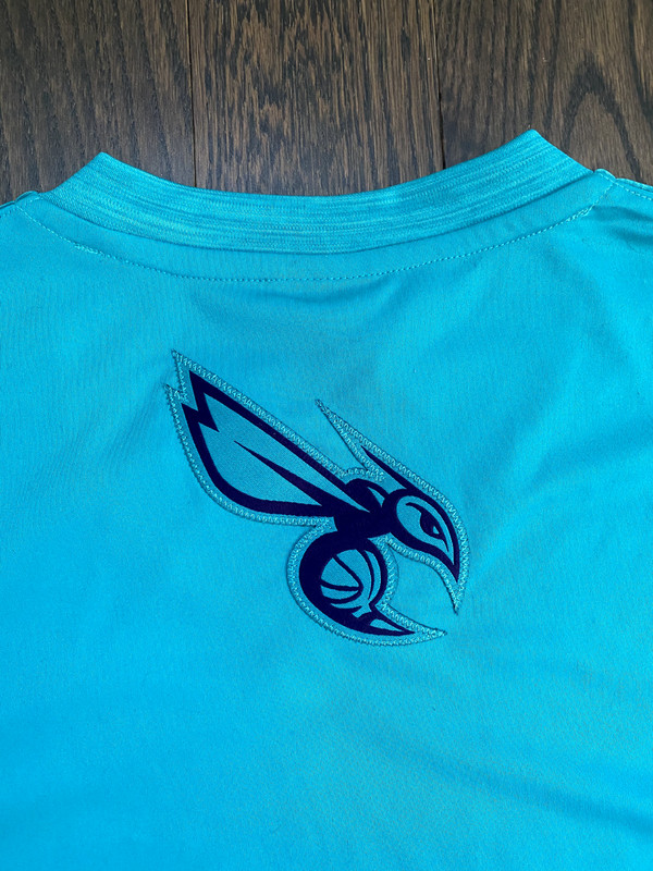 ADIDAS NBA CHARLOTTE BOBCATS L/S WARM-UP JERSEY gallery