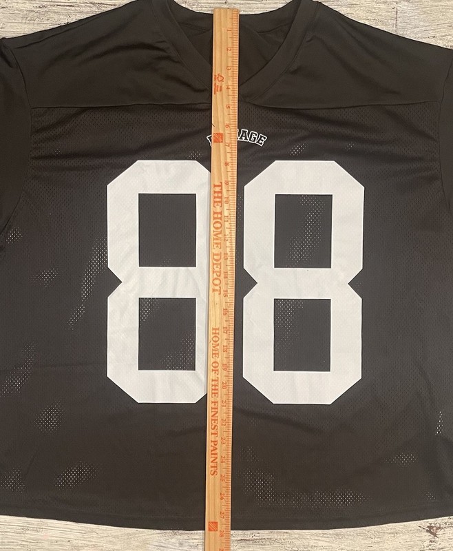 SHEIN Women’s Curve Plus Size 3XL #88 Football Jersey - Black And Gray gallery