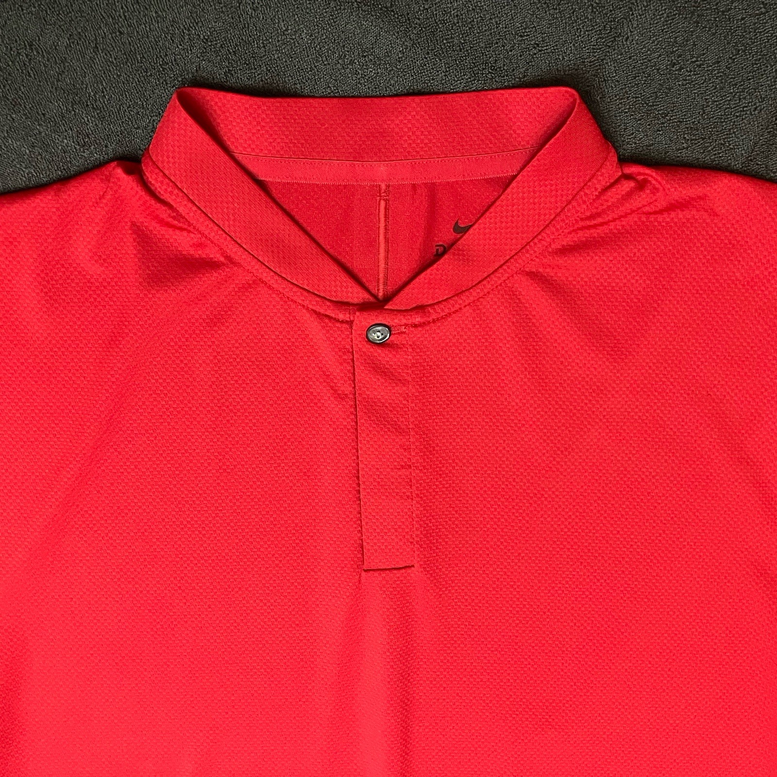 Nike Golf Tiger Woods Vapor Dry Mock Blade Collar Polo BV9219 687 Sunday Red M gallery
