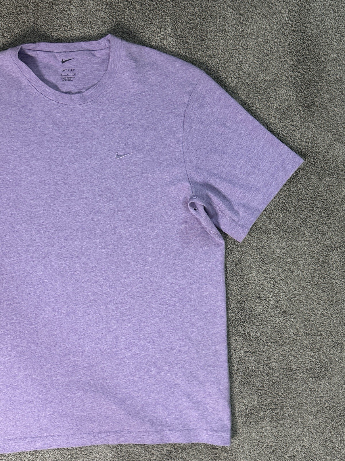 Nike Dri-FIT Men’s Medium Purple Heather Mini Swoosh Athletic T Shirt gallery