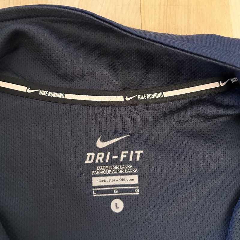 Nike Running Dri Fit 1/3 Zip Shirt Long Sleeve Reflective Men’s L 746786-480 gallery
