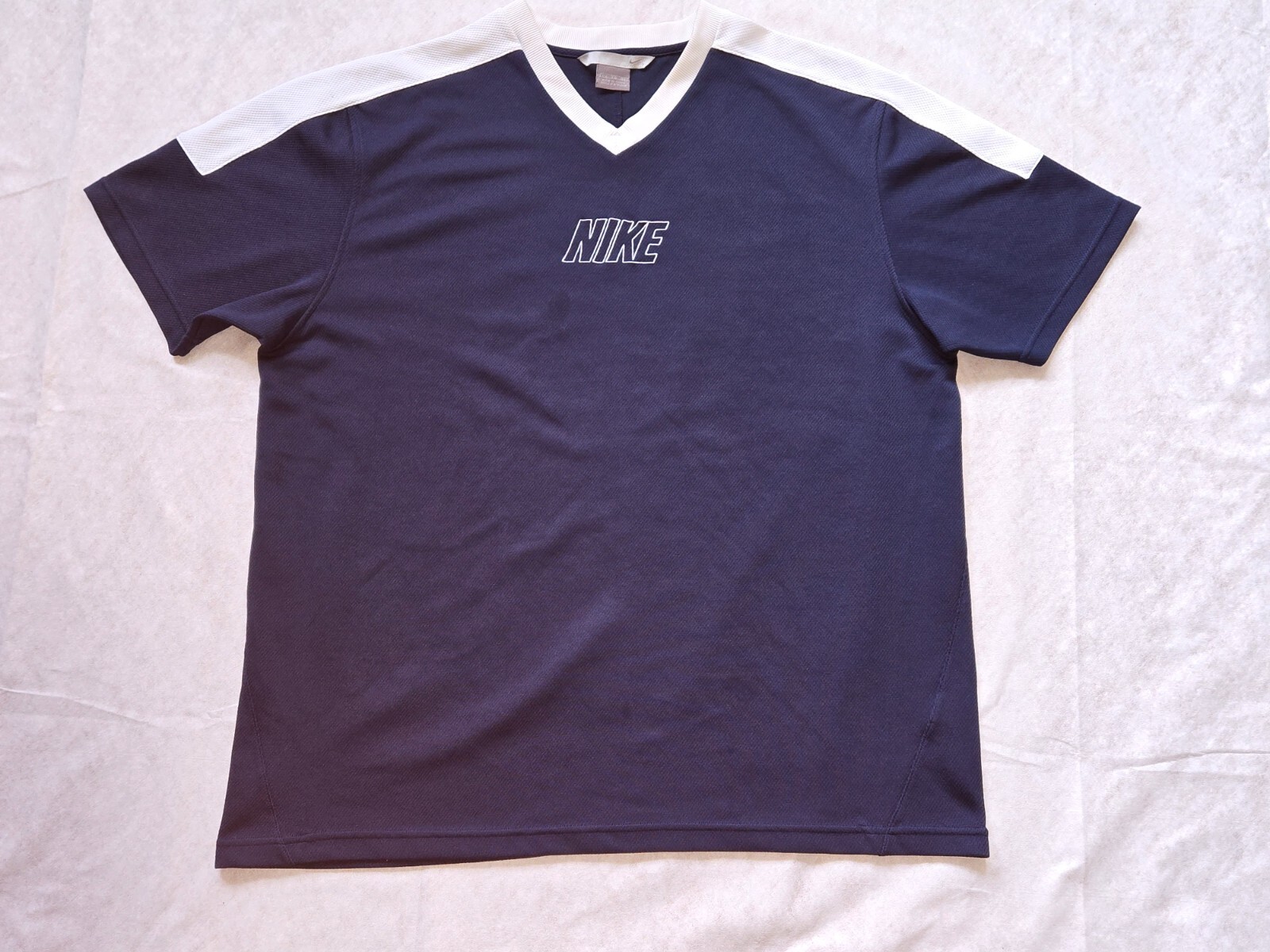 VINTAGE NIKE MESH BLUE MEN'S ACTIVEWEAR JERSEY V-NECK T-SHIRT SIZE 2XL TAIWAN gallery