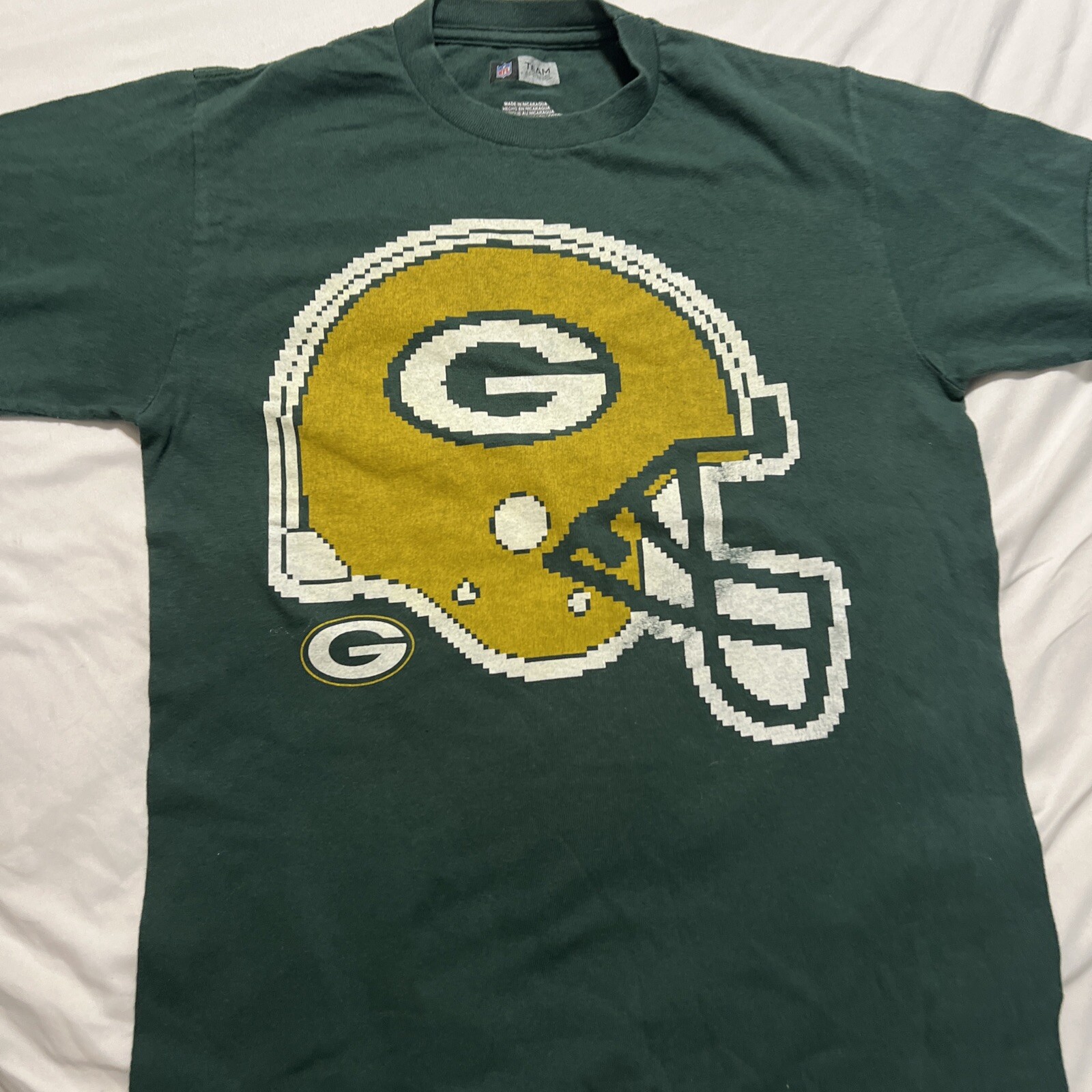 Green Bay Packers Pixelated Pixel Helmet Green Graphic Shirt Mens Small gallery