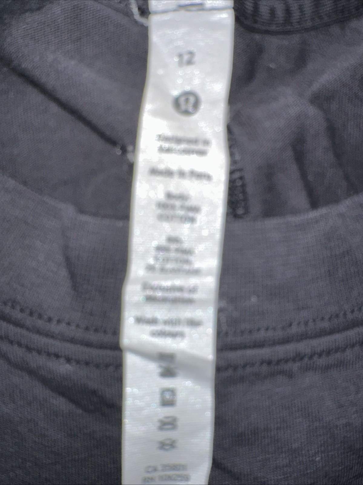 Lululemon Men’s Drysense Short-Sleeve Shirt Black Size: 12/XL gallery