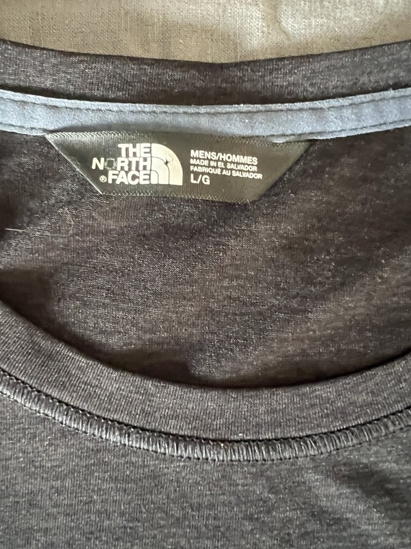 The North Face Men's Flashdry Athletic Shirt-Large black striped with pocket gallery