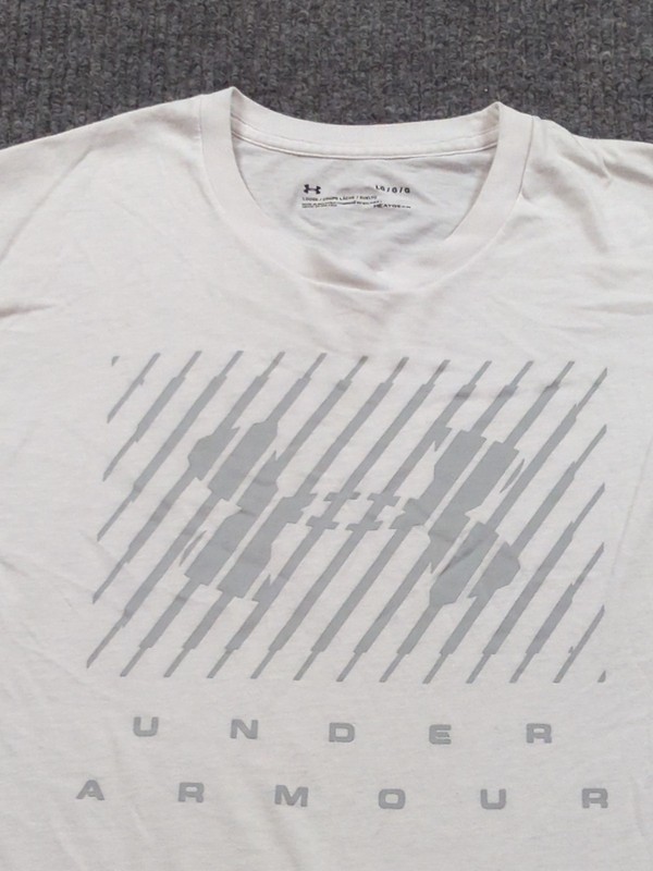 Under Armour Shirt Mens Large White T-shirt Short Sleeve Loose Fit Gym Train gallery
