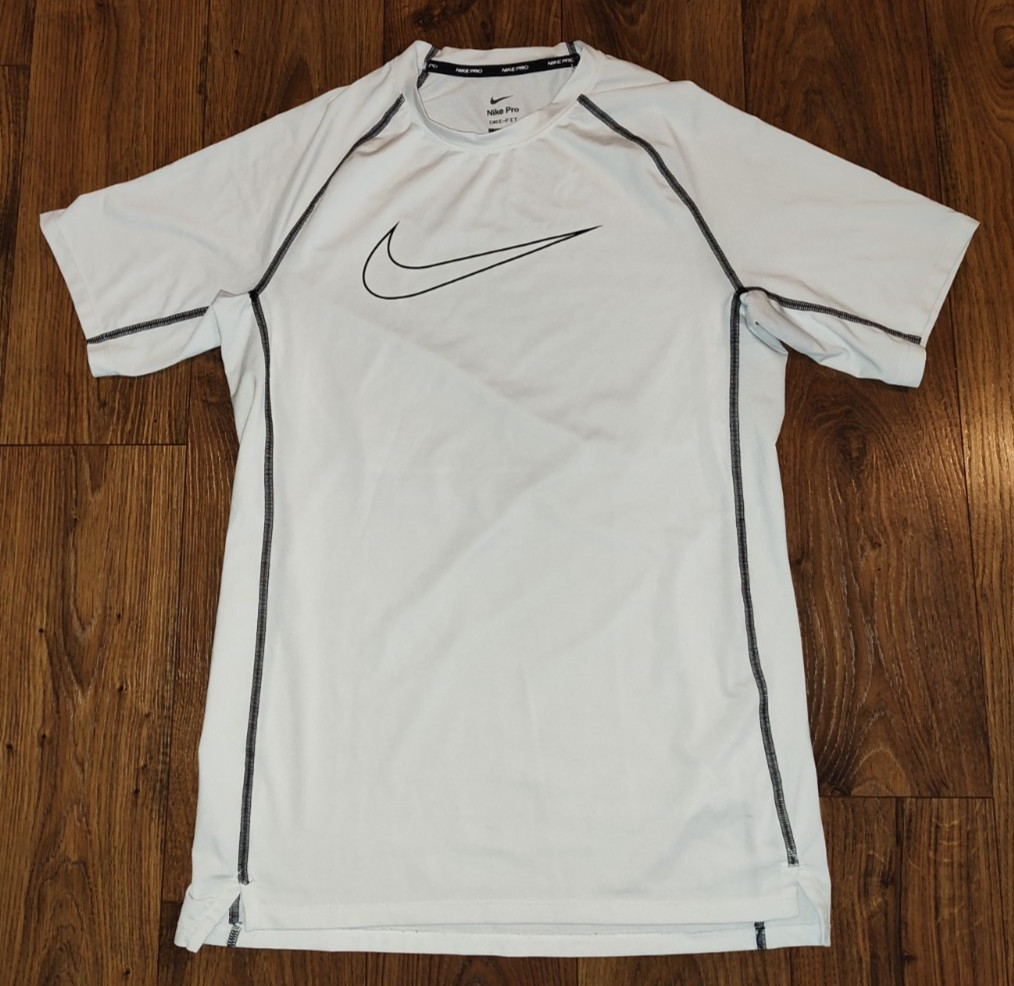 Nike Pro Slim Fit White Short Sleeve Athletic Shirt Top Medium DD1982-100 gallery