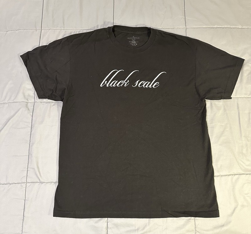 Black Scale Dancing With The Devil Graphic T-Shirt Mens Size XL Black/White gallery