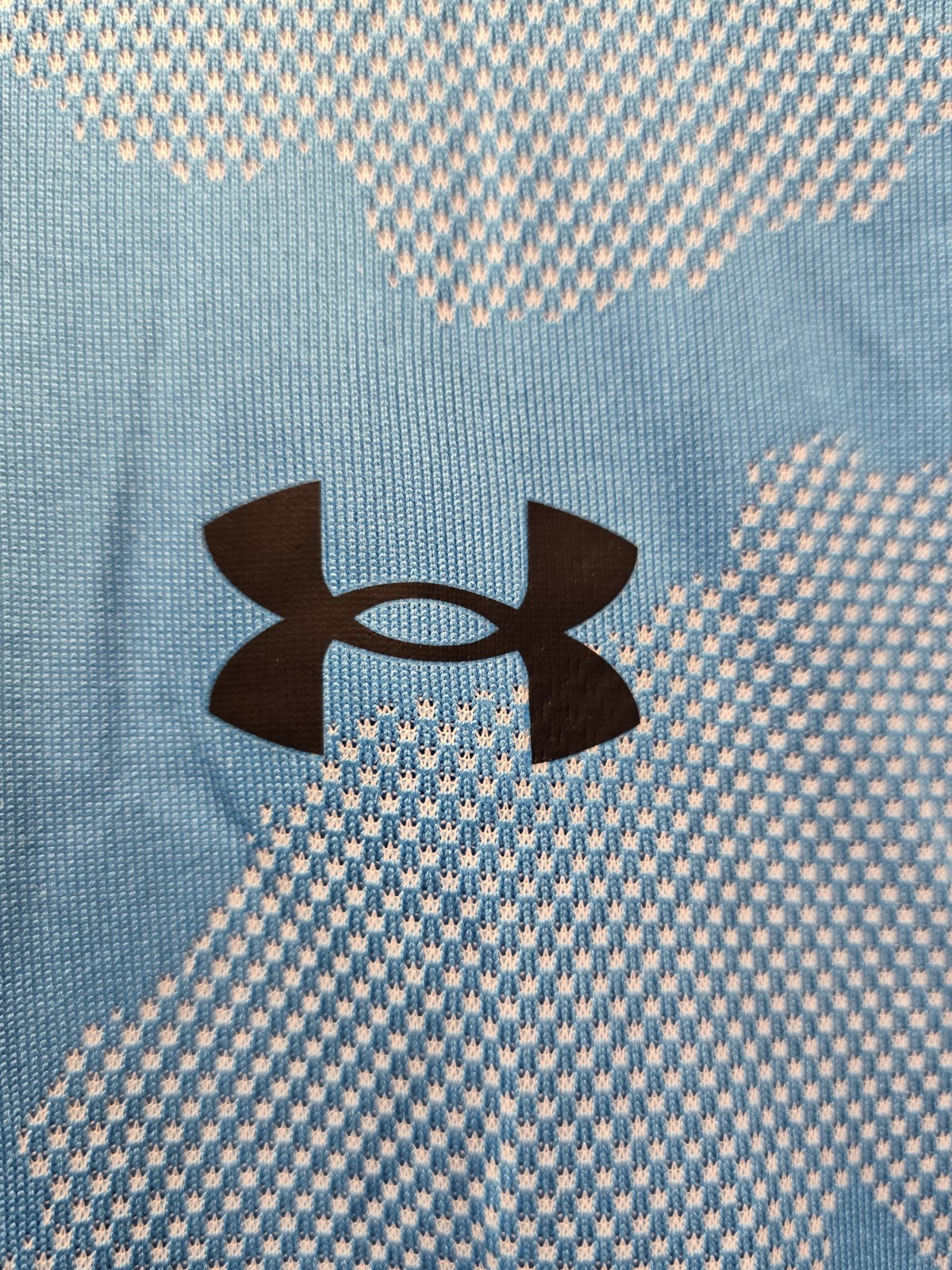 Under Armour Lightweight Performance Hoodie Men's M Hiking Fishing Outdoor gallery