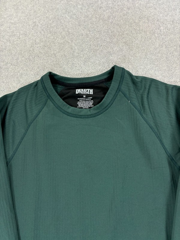 Duluth Trading Co Midweight Long Sleeve Crew Base Shirt (Men's Medium) Green gallery