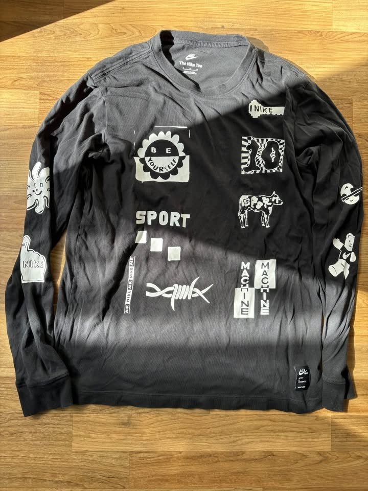 Nike NSW A.I.R. GX LONG-SLEEVE TEE Black Size Medium DJ1383-010 gallery
