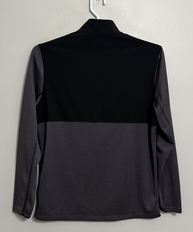 Nike Golf Dri-Fit Men's Medium Gray Performance 1/4 Zip Pullover gallery