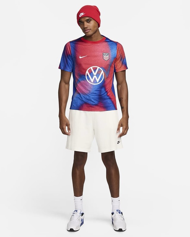 Size Medium Nike USMNT Pre-Match Team Issued Soccer World Cup USA FJ2734-101 gallery