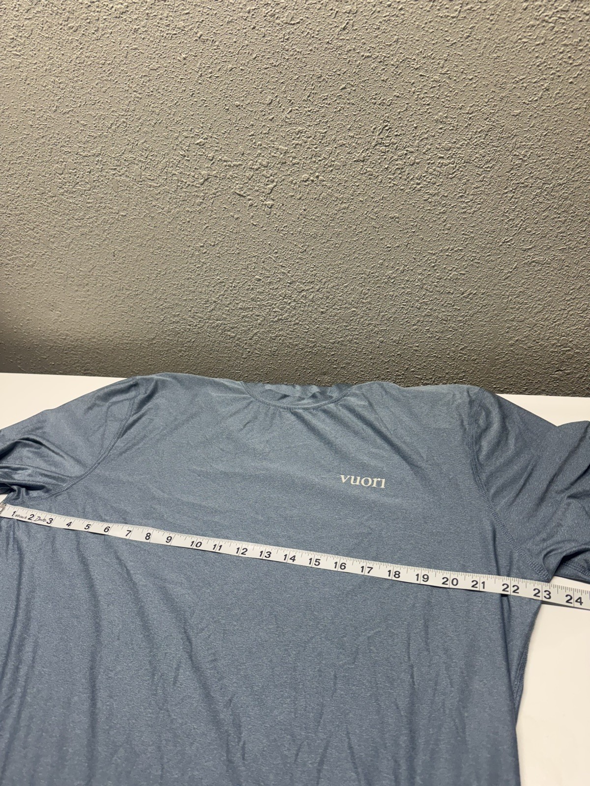 Vuori Shirt Mens XL Gray Performance Stretch Long Sleeve Uluwatu Water Logo gallery