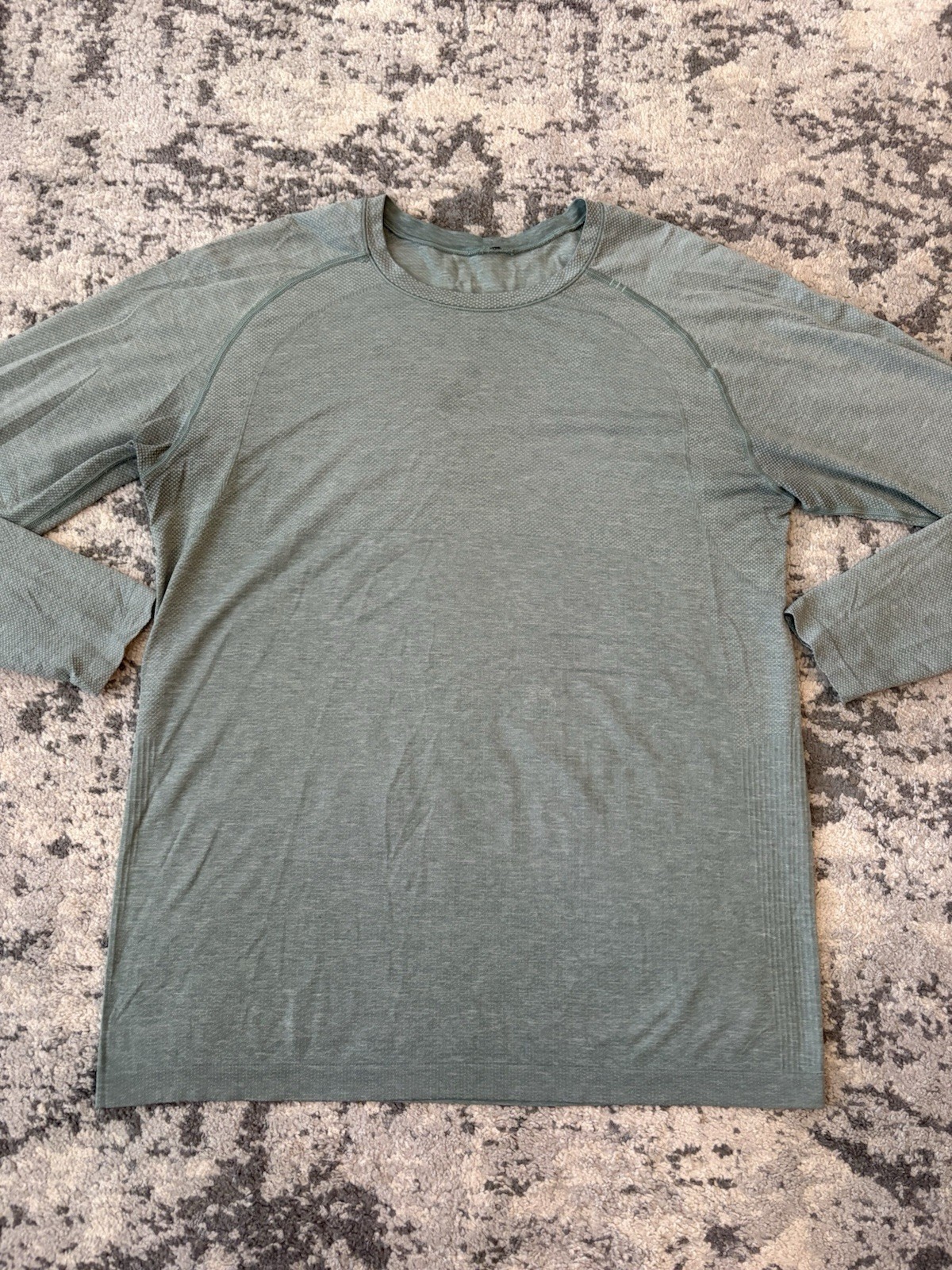 Lululemon Metal Vent Tech Long Sleeve Shirt 2.0 Green Size XL See Pics gallery