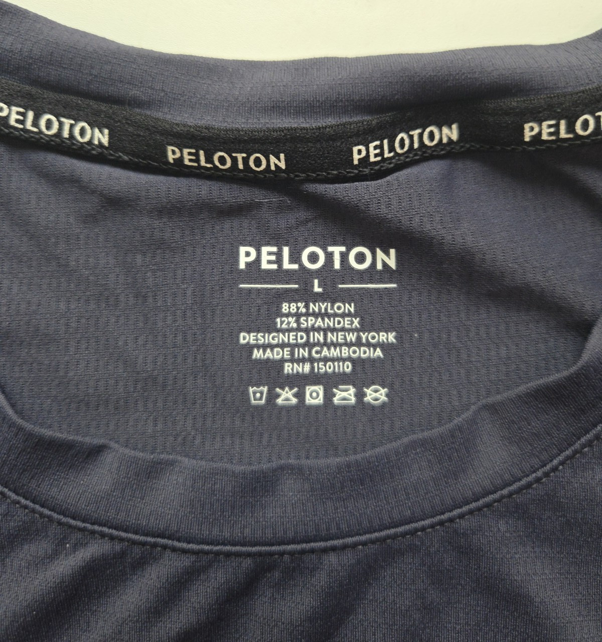 Men's size Large Peloton Athletic Cycling Sleeveless Tank Shirt blue/black gallery