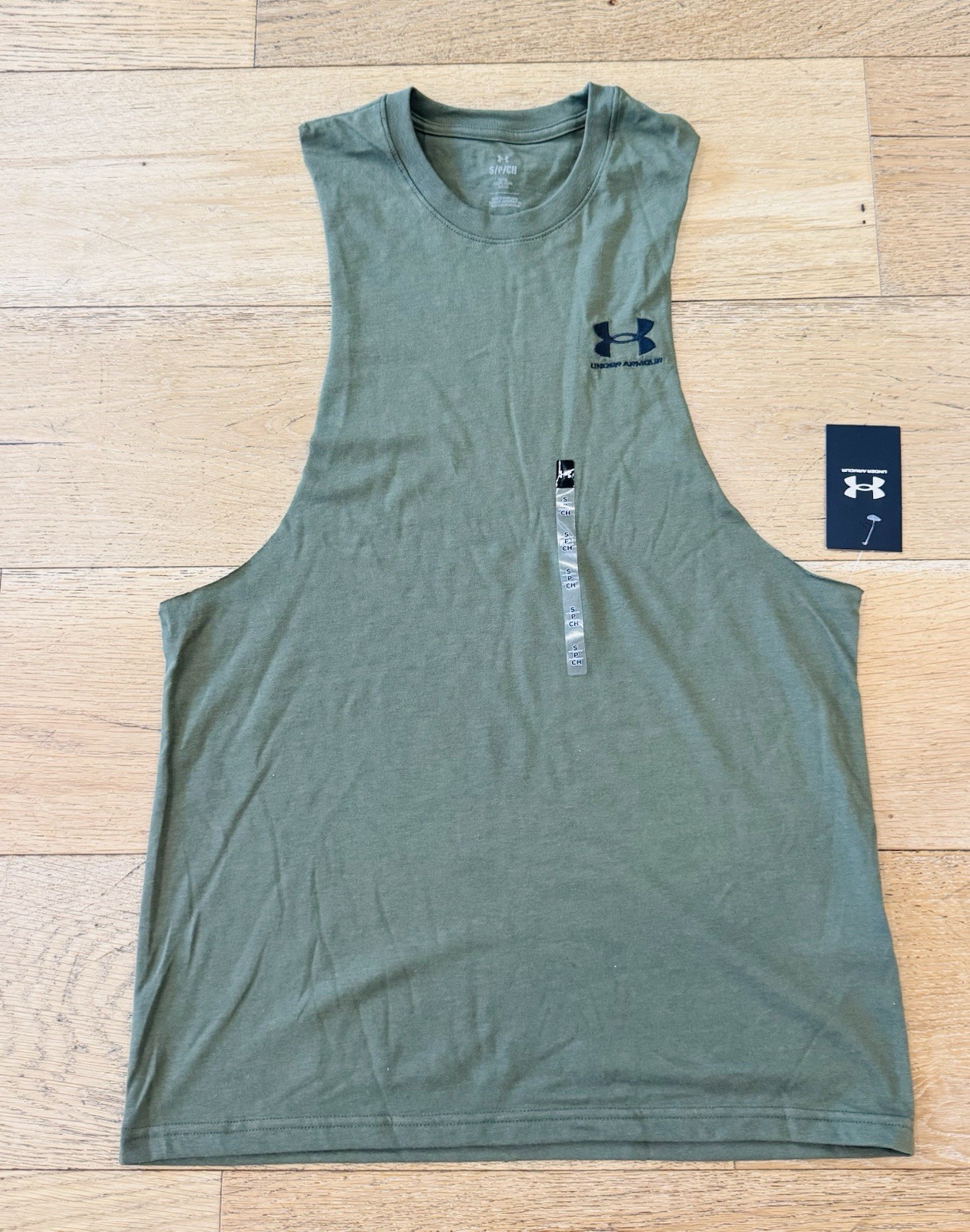NWT Men’s Size Small Under Armour Embroidered Cutoff Tank Top Shirt 6011120-390 gallery