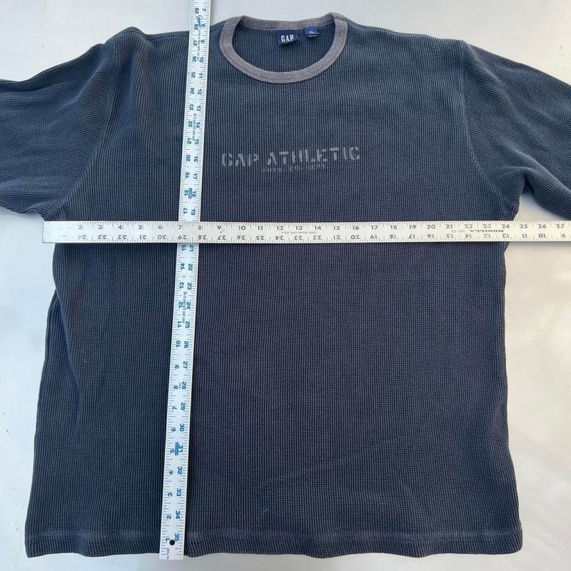 Super heavy thick Gap Athletic long sleeve thermal shirt in faded black gallery