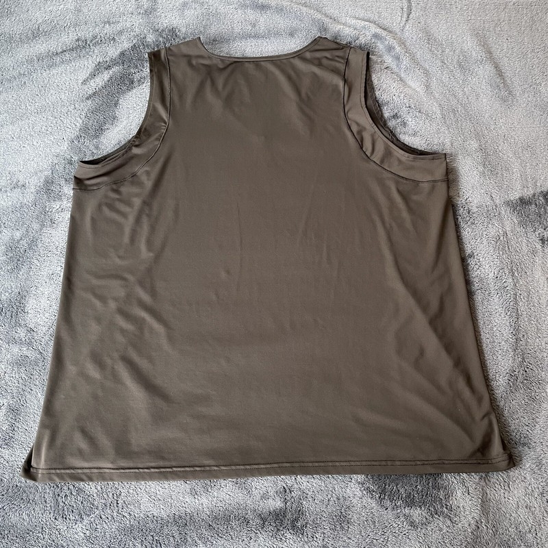 Reebok Men's Play Dry Performance Athletic Stretch Black Sleeveless Shirt 22/24 gallery