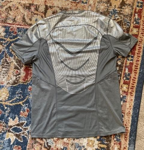 NIKE Hypercool Pro Max Fitted Gray Metallic Silver Men's LARGE - Worn Once. gallery