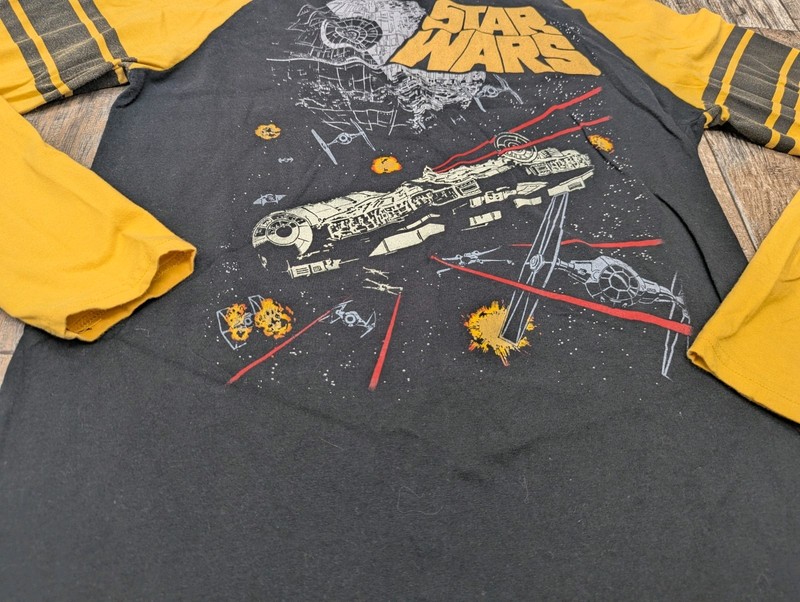 Star Wars Shirt Medium Logo Long Sleeve Pullover Rare Uncommon Shirt Medium gallery