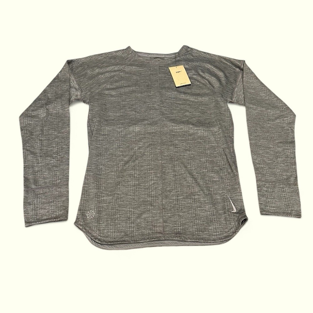 Nike YOGA Dri-Fit Long Sleeve Mens Small Cool Grey Knit Stretch $85 FB7775-065