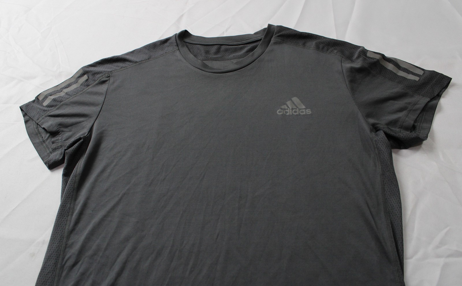 Adidas Men's Aeroready Own The Run Regular Fit Running Tee EH6 Grey Medium gallery