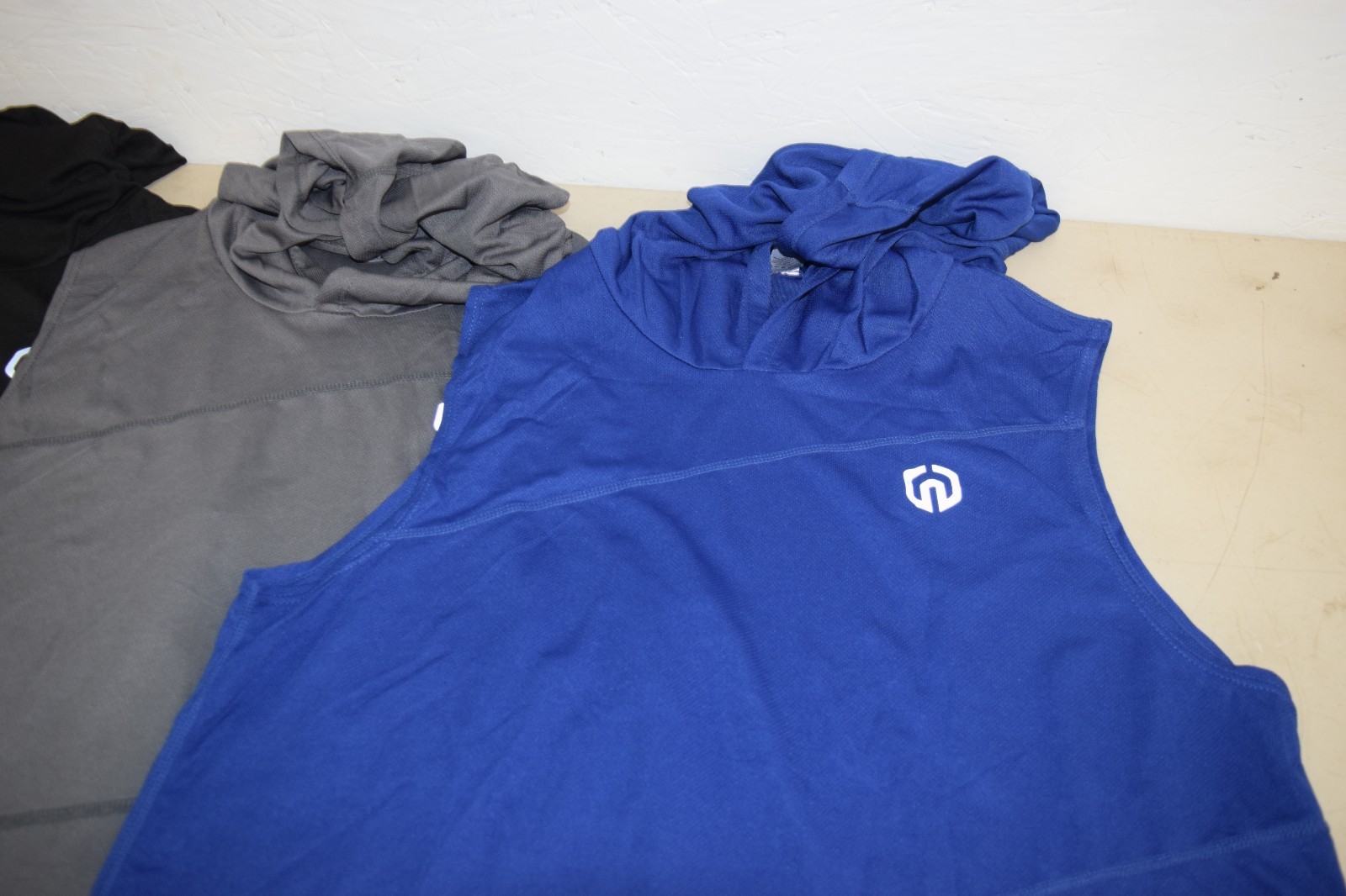 3 Pack Men's Neleus Running Athletic Shirts Muscle Hood Blue Gray Black S gallery